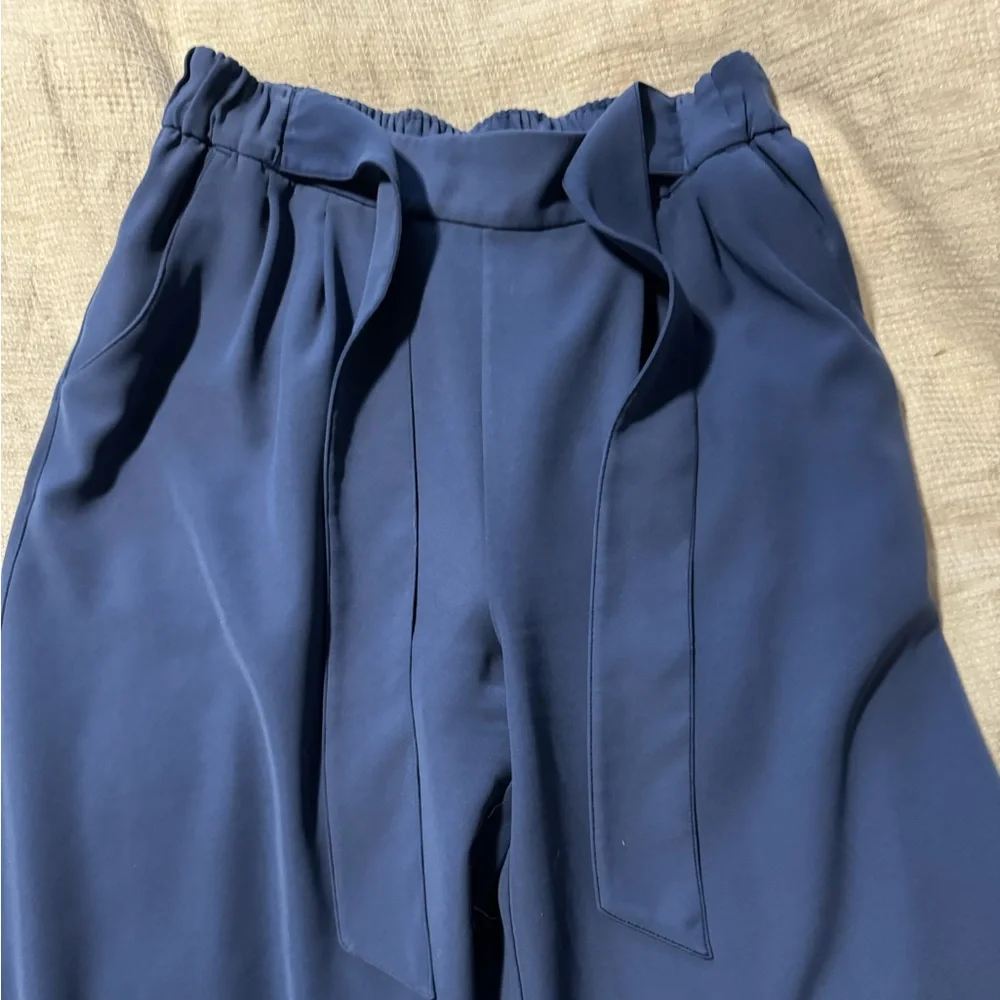 Lululemon Tie Waist Pants - Picture 5 of 8